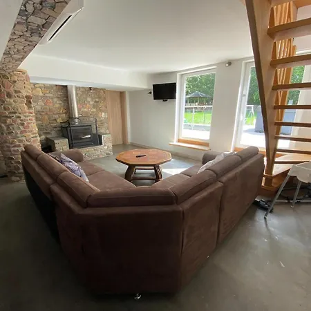 Chalet Spacious In With Jacuzzi, Cleaning Included Jalhay