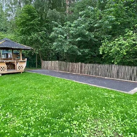 Chalet Spacious In With Jacuzzi, Cleaning Included Jalhay